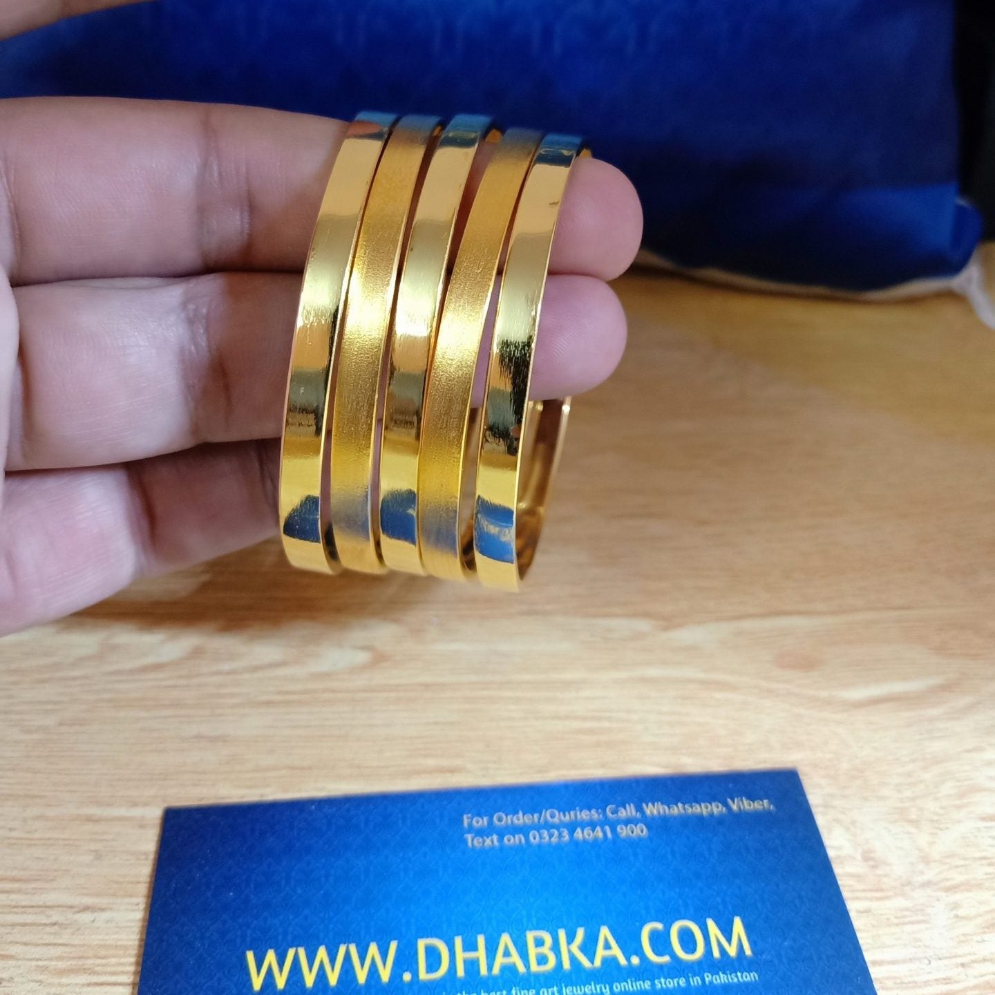 Luxury 5 pc Shine and Matt Mix heavy weighted Bangles