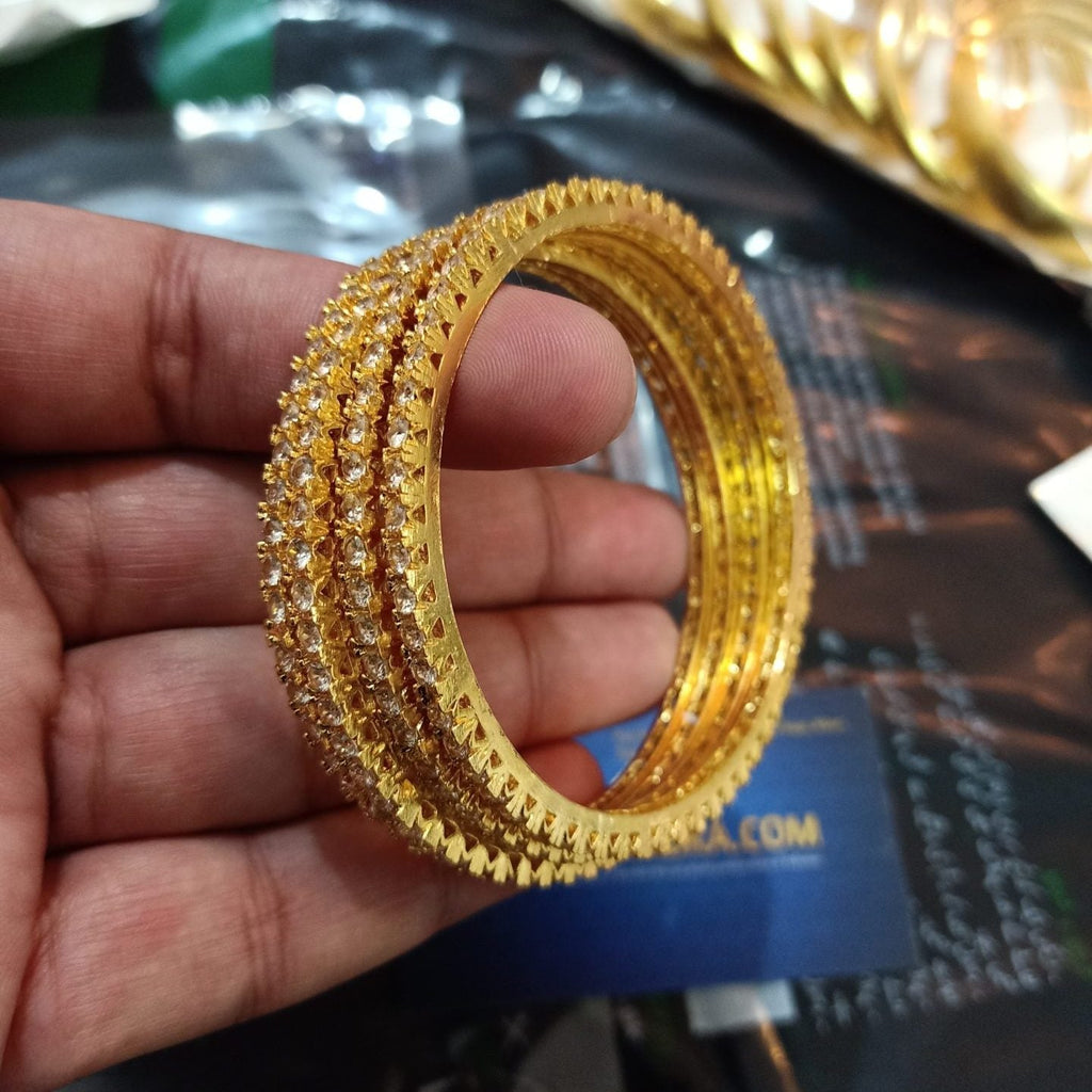 Royal Luxury Zircon Gold Plated 4 pc Bangles
