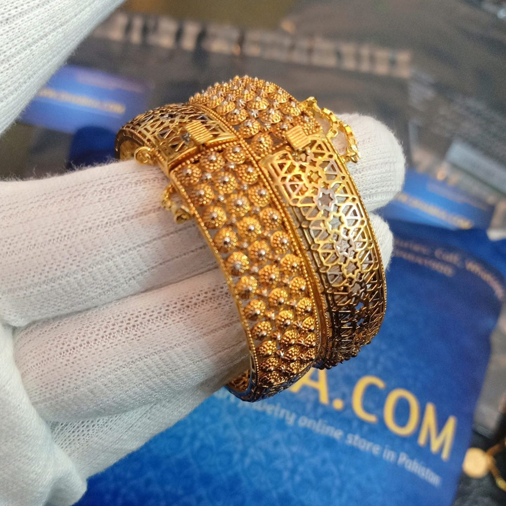 Luxury Class Gold Plated Mix Bangle Pair