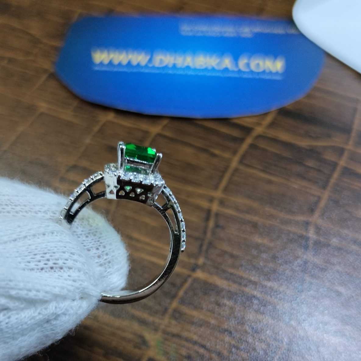 925 Sterling Silver Green Stone Dimond Look Ring