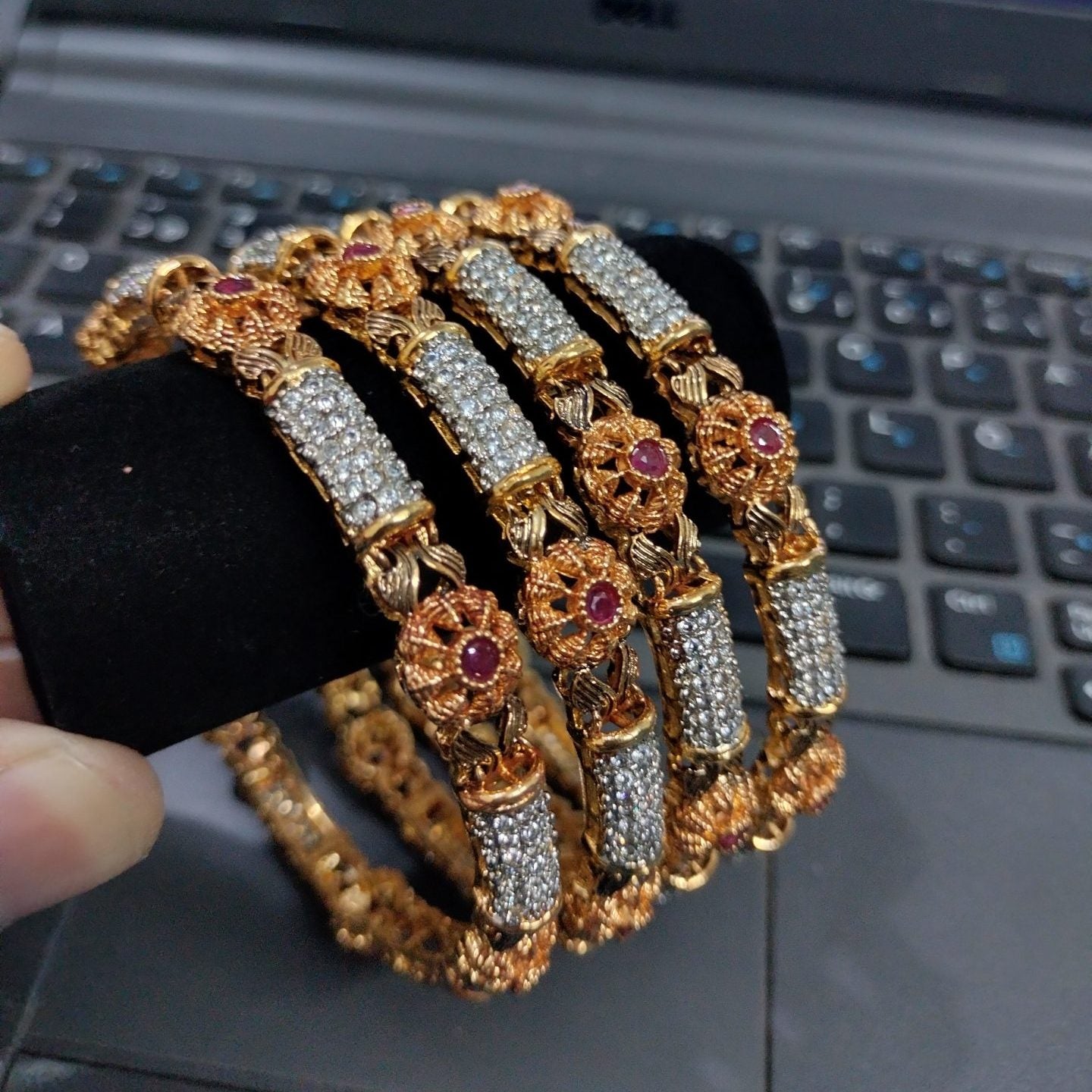 Luxury GangaJamni Gold Plated Bangle Set