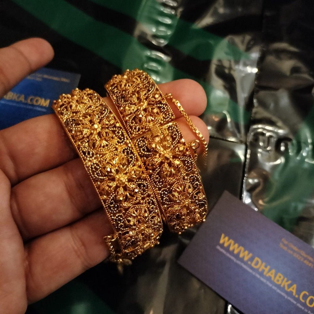 Luxury Class Gold Plated Bangle Pair