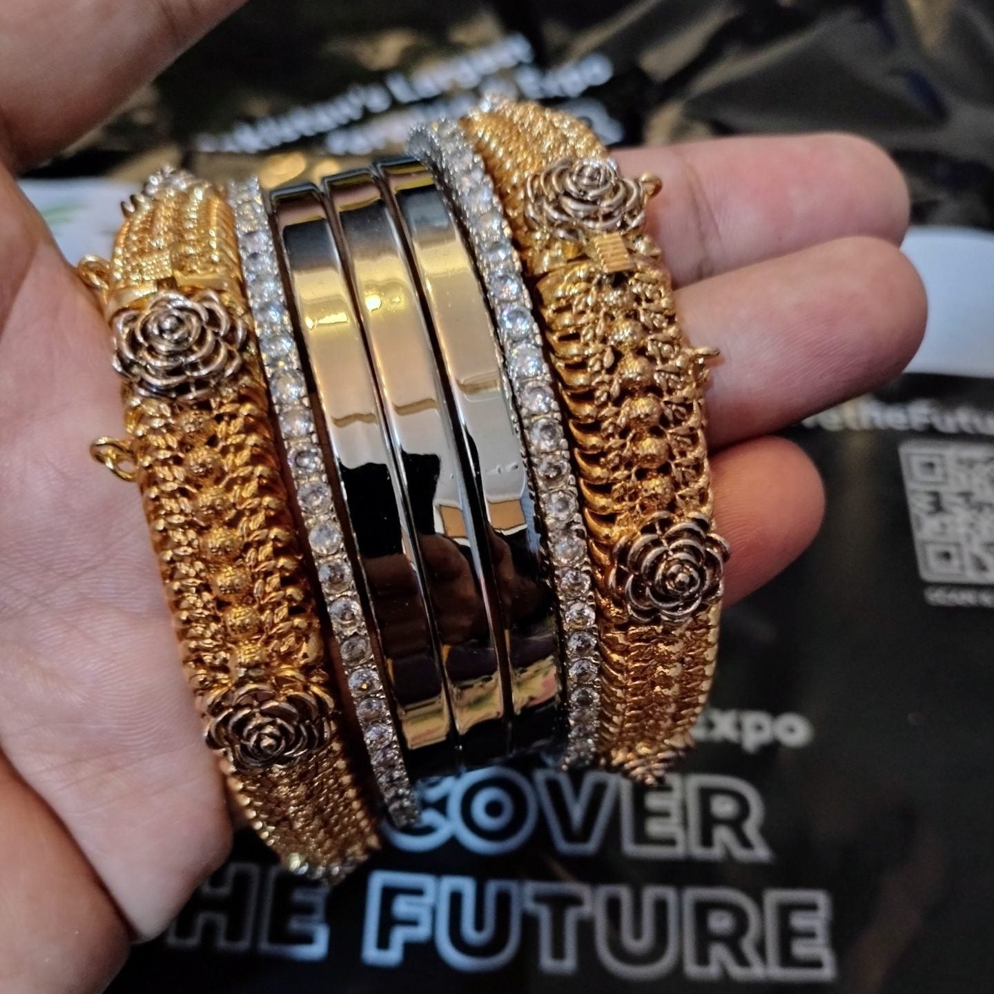 Royal Luxury Bangle 7 Pc Bangle Set
