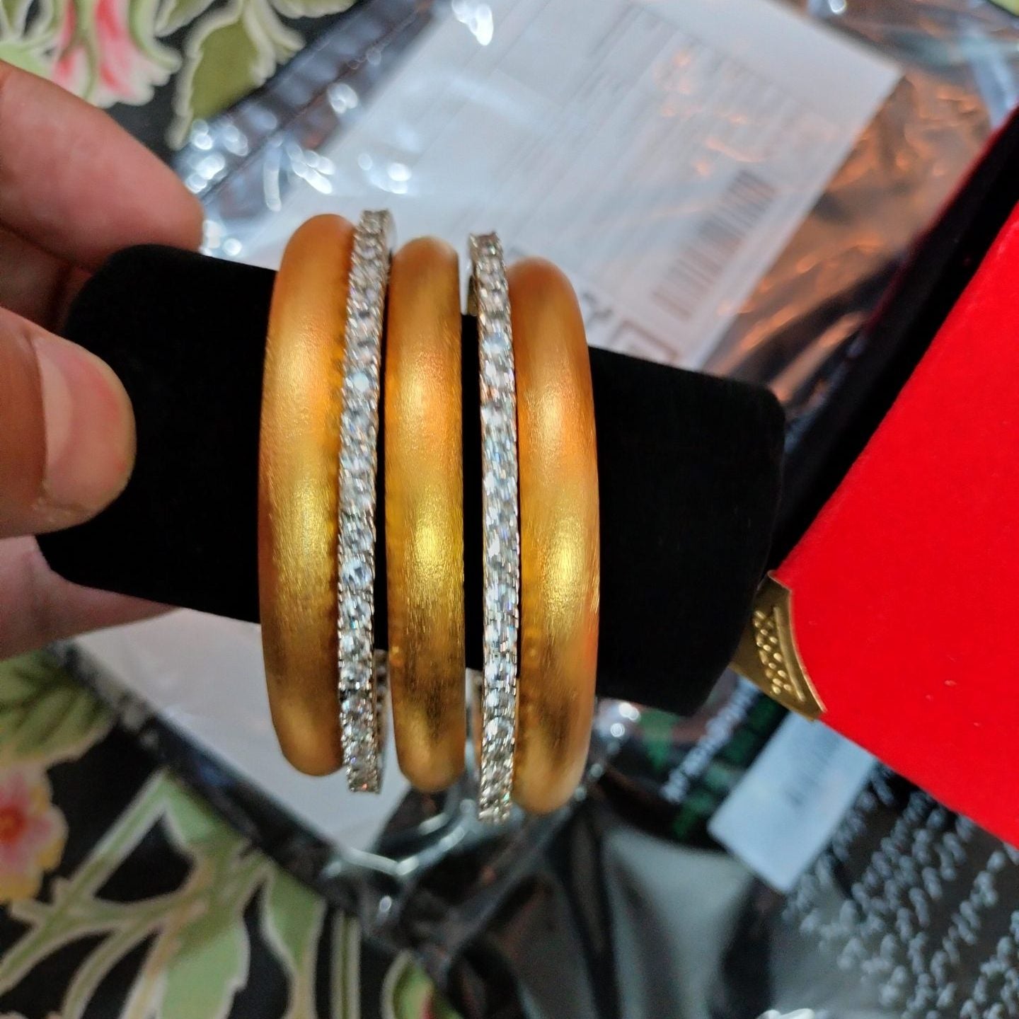 Royal Luxury 3 Matt and 2 Stone bangles