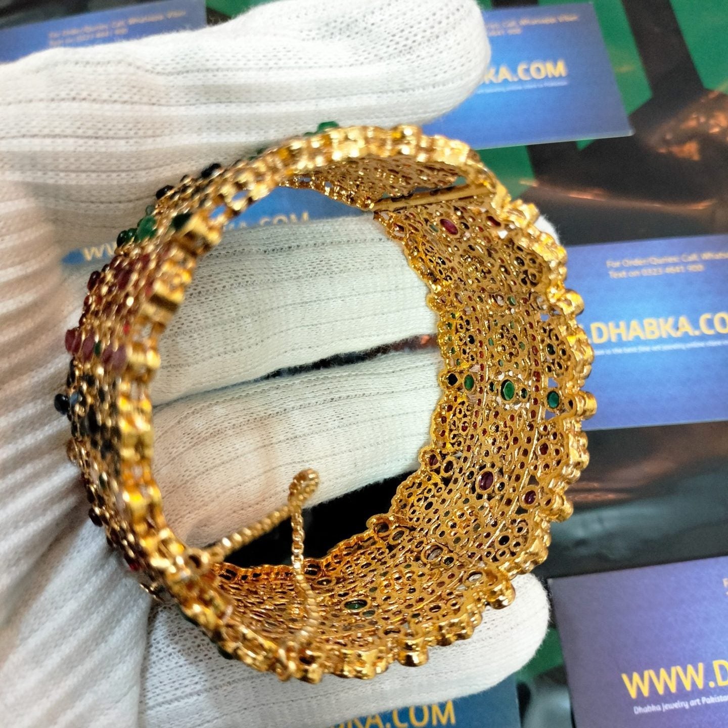 Luxury Gold Plated Real Stone Openable Bangle