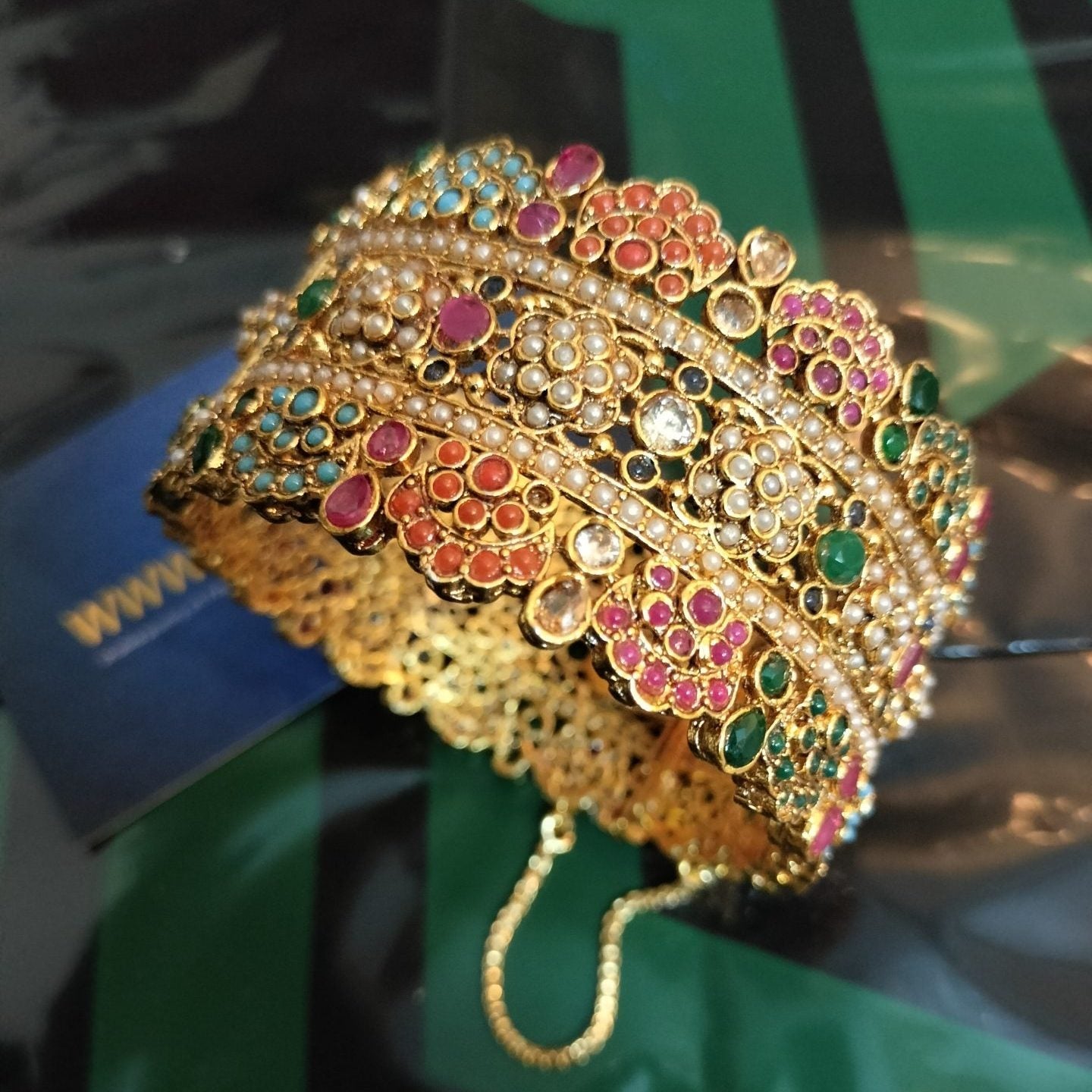 Luxury Gold Plated Pearl Openable Bangle