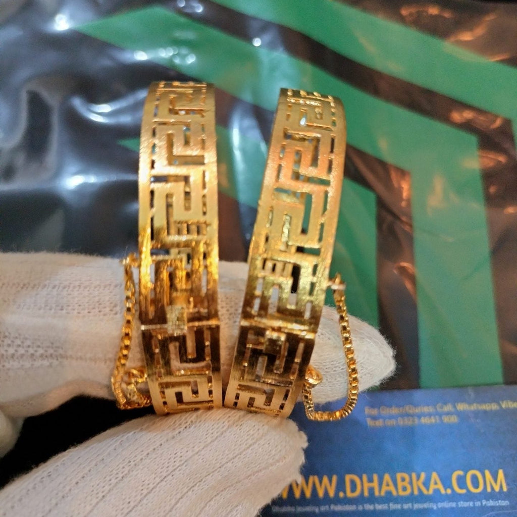Luxury Gold Plated Designer Bangle Pair
