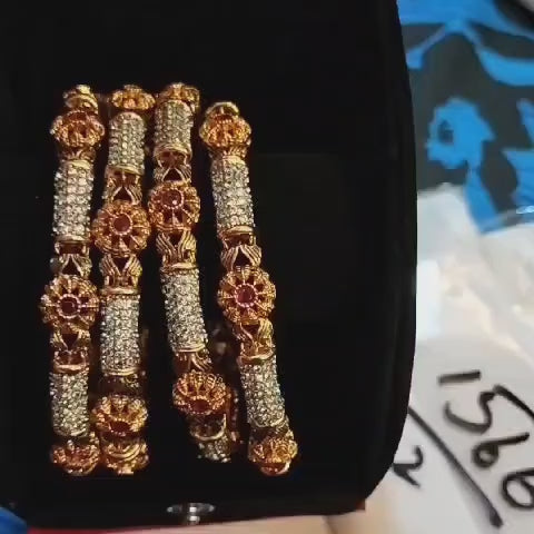 Luxury GangaJamni Gold Plated Bangle Set