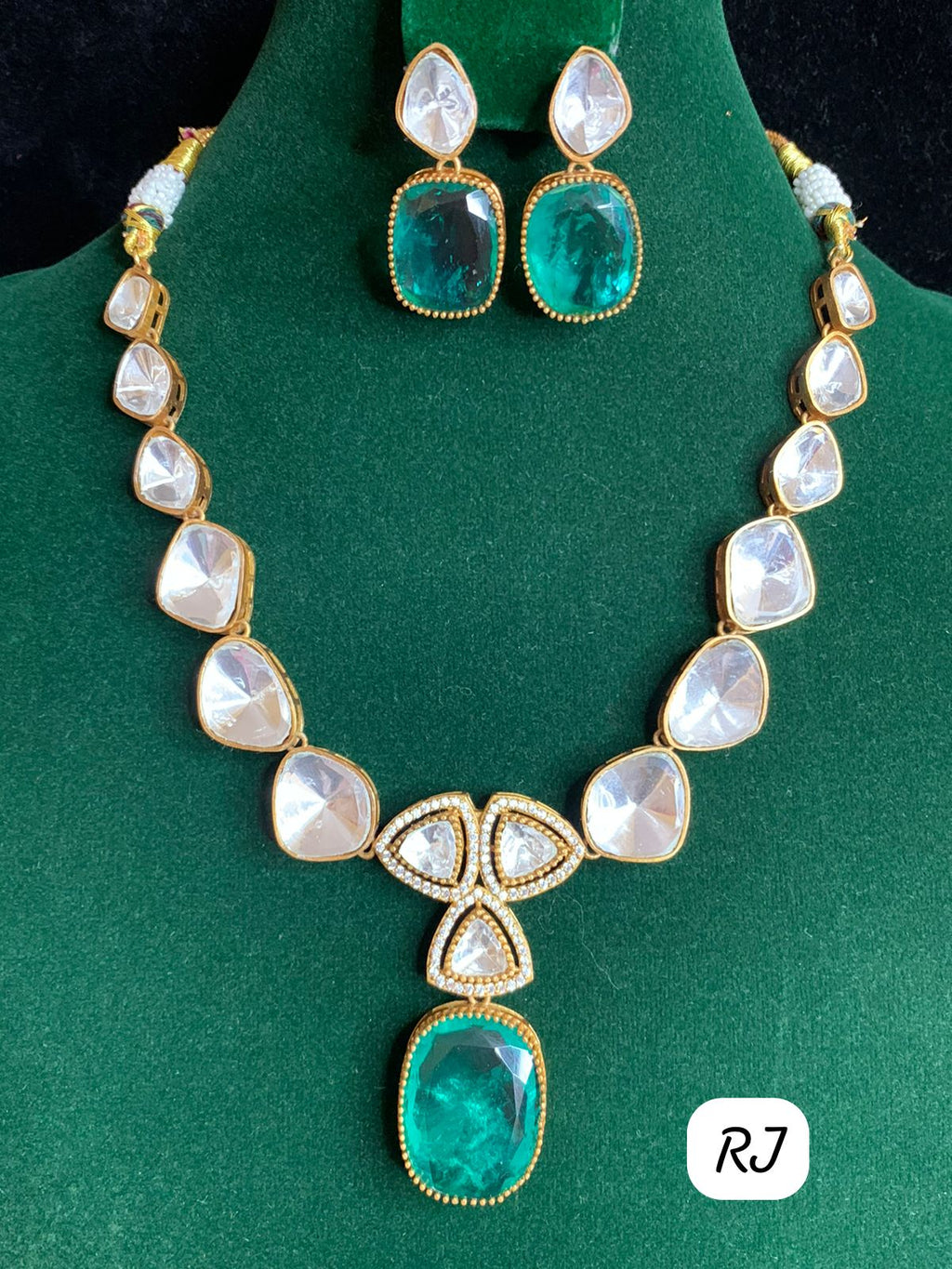Rj brand Doublet Stone Kundan Jewelry Set