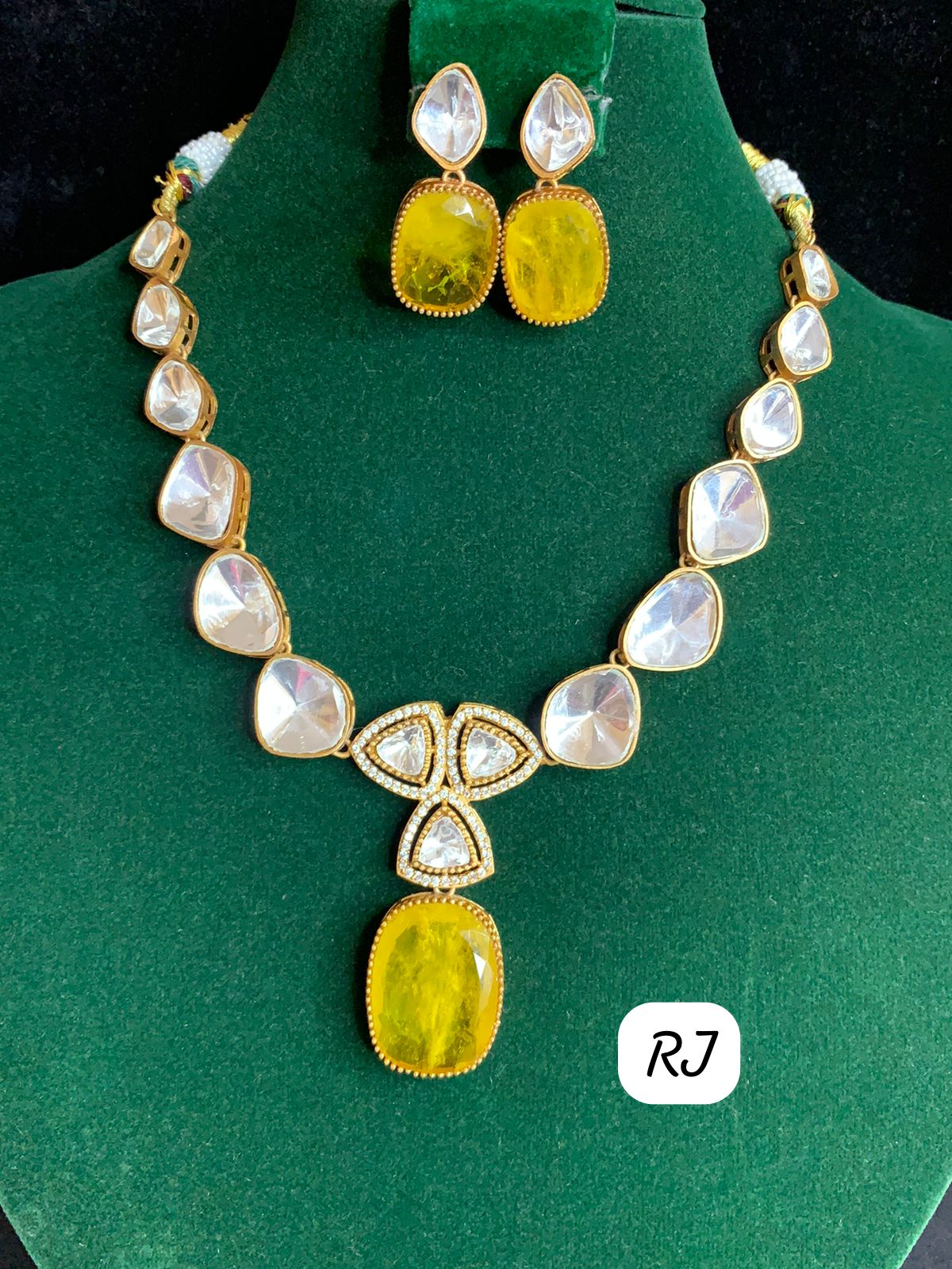 Rj brand Doublet Stone Kundan Jewelry Set